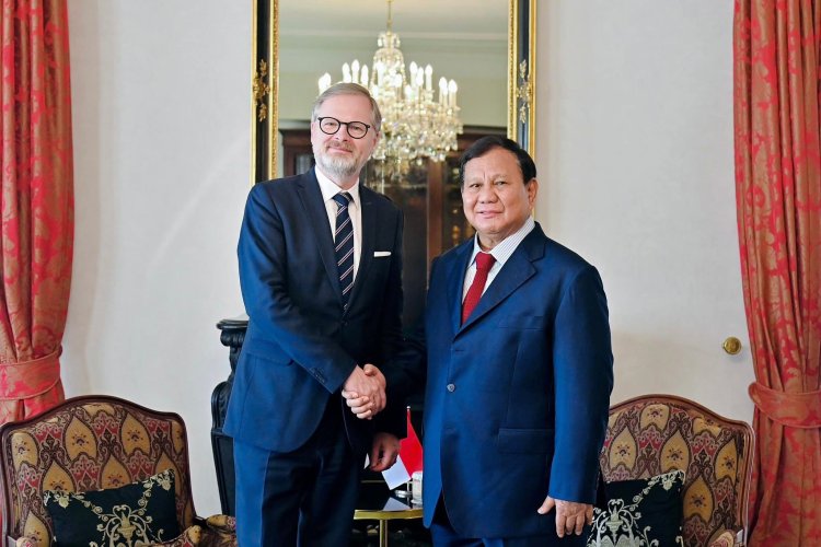 Presiden Prabowo Subianto Terima Kunjungan Perdana Menteri Republik Ceko di Praha