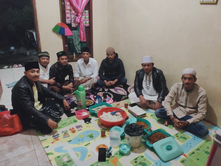 Majelis Manakib Rutin Warnai Malam Jumat di cideurum Kec Caringin, Bogor