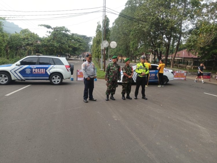 Babinsa Koramil 2202/Palabuhanratu Laksanakan Pam Router di Kegiatan Car Free Day