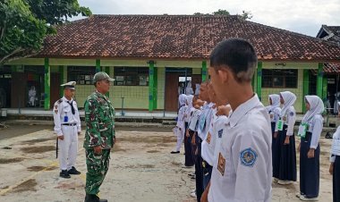 Babinsa Koramil 2212/Tegalbuleud Hadiri Pembukaan MPLS 2025 di SMKN 1 Tegalbuleud