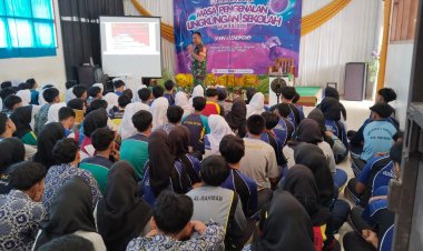 Danramil Bersama Anggota Koramil 2209/Lengkong Gelar Kegiatan Wasbang, Pembinaan Karakter dan Kedisiplinan di Sejumlah Sekolah Serentak