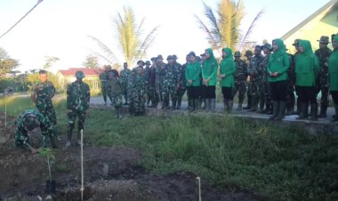 Brigif 20 Kostrad Tanam 700 Pohon Pepaya California,  Wujud Nyata Komitmen Ketahanan Pangan dan Kepedulian Lingkungan