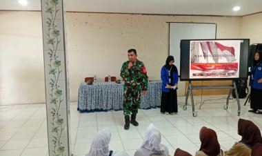 Babinsa Koramil 2206/Parakansalak Berikan Materi Wawasan Kebangsaan kepada Siswa MPLS SMK Yasidik
