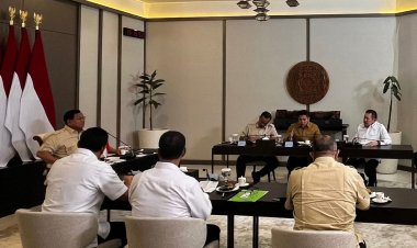 Rapat Terbatas di Hari Minggu, Presiden Prabowo Bahas Sejumlah Isu Strategis Nasional