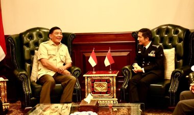 Menhan Sjafrie Terima Kunjungan Kehormatan Chief of Defence Force SAF