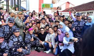 Menjaga Senyum Masa Depan, TNI AL Peringati Hari Anak Nasional TA. 2025 Melalui Bakti Kesehatan Di Cianjur