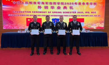 Toreh Sejarah Di Negeri Tirai Bambu, Empat Perwira Menengah TNI AL Lulus Dari Naval Command College China