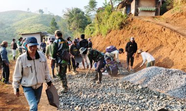 Satgas TMMD Ke-125 Rampungkan 45 Persen Pengaspalan Jalan di Kecamatan Lengkong