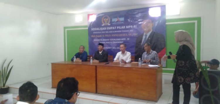 Sosialisasi Empat Pilar MPR RI oleh Anggota DPR RI Fraksi Partai Demokrat di Desa Cibodas