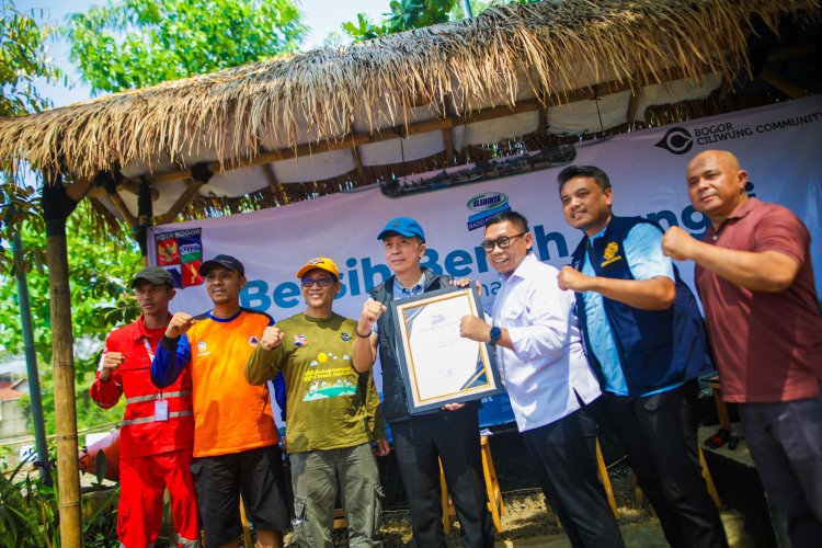 Peringati Hari Sungai Nasional, Pemkot Bogor Bersama Elshinta Bebersih Ciliwung