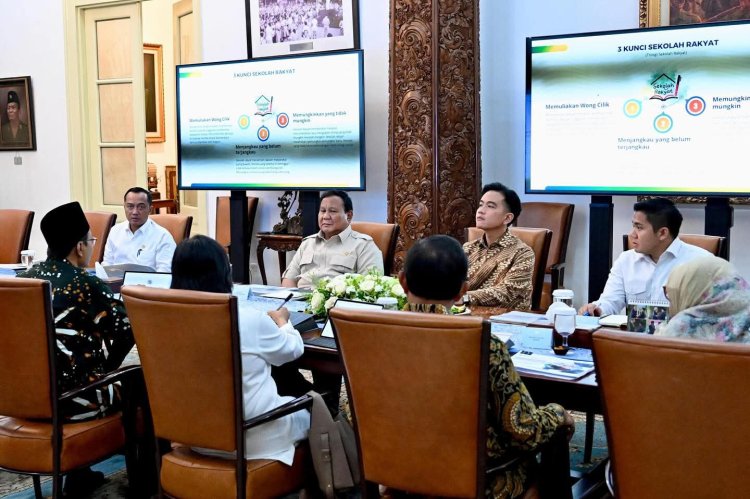 Presiden Prabowo Pimpin Rapat Penyelenggaraan Sekolah Rakyat Rintisan Tahun 2025