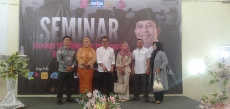Ujang SB Hadiri Kegiatan UMKM di Desa Cikadu, Wakili Anggota DPR RI dari Partai Demokrat H,Iman Adinugraha