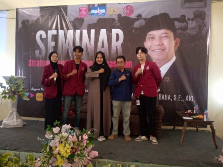 Seminar Strategi Branding dan Pemasaran Kreatif di Era Digital, Dorong UMKM Desa Cikadu Naik Kelas