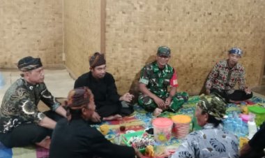 Babinsa Koramil 2201/Cisolok Laksanakan Komsos dan Monitoring Wilayah di Desa Sirnaresmi