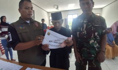 BABINSA KORAMIL 2204/CIKIDANG LAKSANAKAN PENDAMPINGAN PENYALURAN BLT DD DI DESA MEKARNANGKA