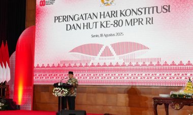 Irjen TNI Hadiri Peringatan Hari Konstitusi dan HUT Ke-80 MPR RI
