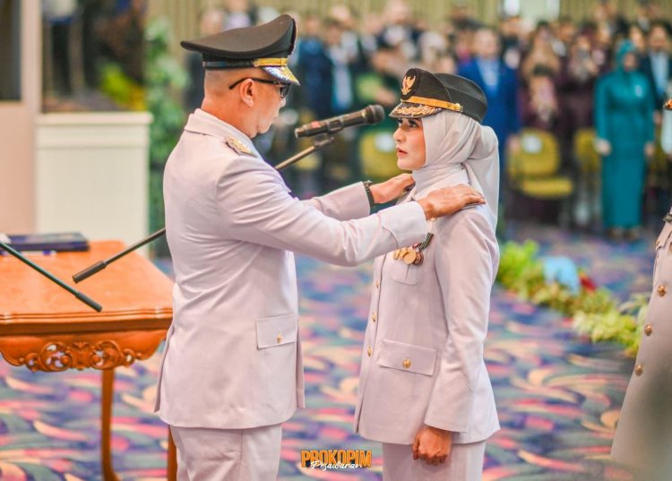 Nanda Indira dan Antonius Muhammad Ali Resmi Dilantik Sebagai Bupati dan Wakil Bupati Pesawaran 2025-2030