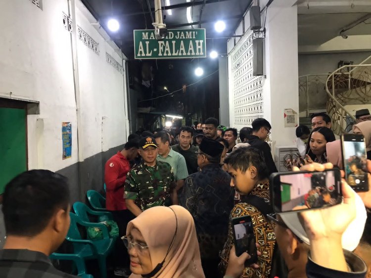 Panglima TNI Melayat ke Rumah Duka Almarhum Driver Ojol Affan Kurniawan
