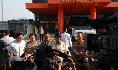 Presiden Prabowo Jenguk Polisi dan Masyarakat Korban Aksi Demonstrasi