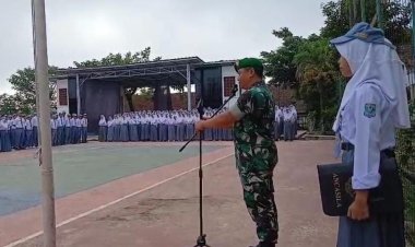 Danramil 2207/Jampangtengah Berikan Pembekalan Wawasan Kebangsaan di SMAN 1 Jampangtengah