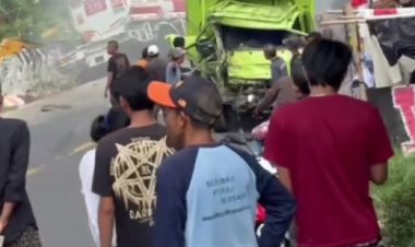 Diduga Rem Blong, Truk Tangki Pertamina Alami Kecelakaan Beruntun di Cigudeg
