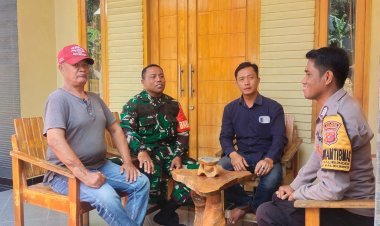 Babinsa Koramil 2213/Jampang Kulon Laksanakan Komsos bersama Bhabinkamtibmas