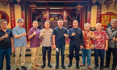 Dhanagun Berbagi Bantuan 60 Ton Beras untuk Warga