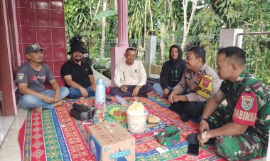 Babinsa Koramil 2208/Nyalindung Hadiri Musyawarah Rencana Pembangunan TPT di Sukamaju