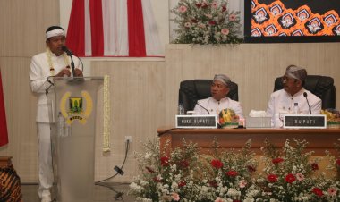 RAPAT PARIPURNA PERINGATI HARI JADI KABUPATEN SUKABUMI KE-155 DIHADIRI GUBERNUR JAWA BARAT