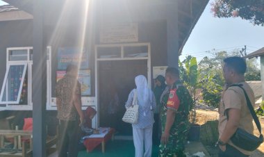 Babinsa Koramil 2211/Sagaranten Monitoring Kegiatan Posyandu di Desa Hegarmanah
