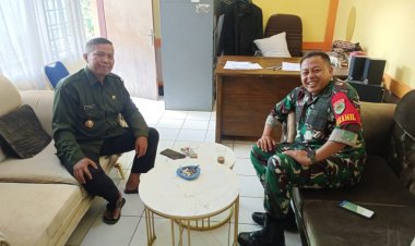 Jalin Silaturahmi, Danramil 2209/Lengkong Laksanakan KOMSOS