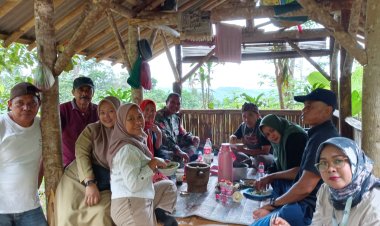 Babinsa Koramil 2204/Cikidang Hadiri MUSDUS di Desa Cikiray