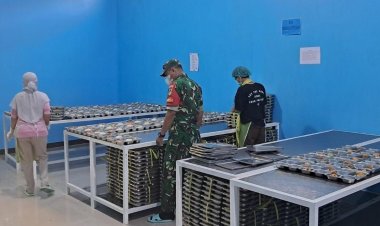 Babinsa Koramil 2207/ Jampangtengah Cek Persiapan Pendistribusian Makan Bergizi Gratis