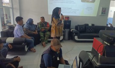 Babinsa Koramil 2210/Pabuaran Laksanakan Sosialisasi Inspeksi Kesehatan Lingkungan