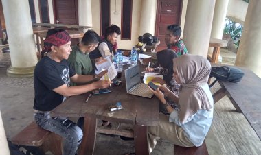 Bangkitkan Semangat Kepemudaan, Danramil 2215/Ciemas Laksanakan Komsos dengan Pemuda Desa Ciwaru