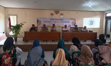 Babinsa Koramil 2201/Cisolok Laksanakan Pendampingan Puskesmas Sosialisasi HIV