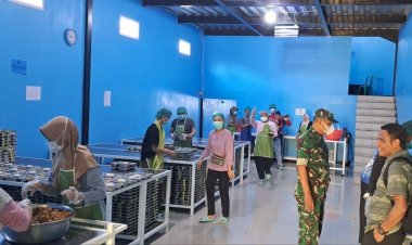 Babinsa Koramil 2207/Jampangtengah Laksanakan Pengecekan Persiapan Pendistribusian Makan Bergizi Gratis