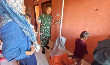 Babinsa Koramil 2204/Cikidang Dampingi Kegiatan Posyandu di Wilayah Binaan