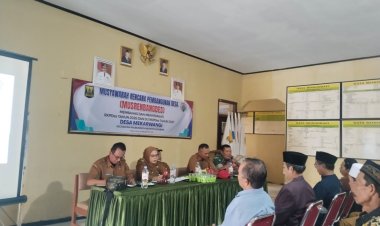 Babinsa Koramil 2213/Jampangkulon Hadiri Musrenbangdes di Desa Mekarwangi