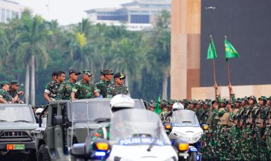 Panglima TNI Tinjau Geladi Kotor HUT Ke-80 TNI Tahun 2025