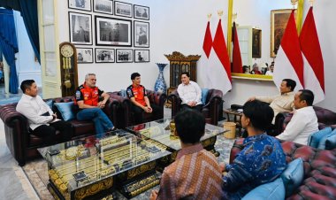 Presiden Prabowo Terima Kunjungan Marc Marquez dan Dua Pembalap Muda Indonesia di Istana Merdeka