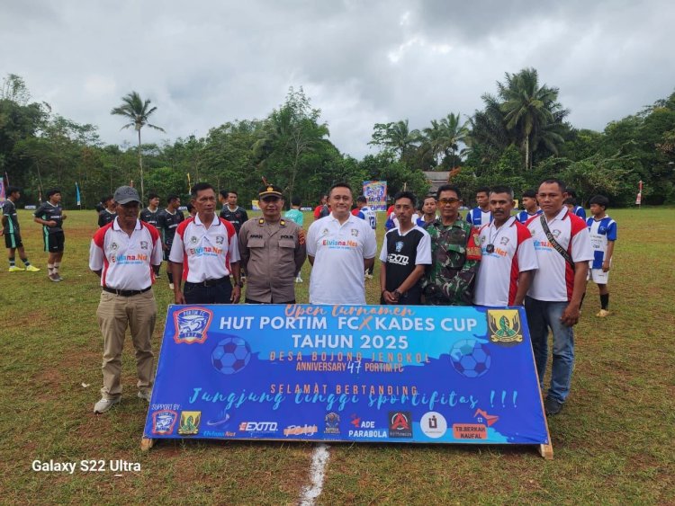 Babinsa Desa Bojongjengkol Koramil Jampang Tengah Hadiri Pembukaan Open Turnamen HUT Portim FC dan Kades Cup 2025
