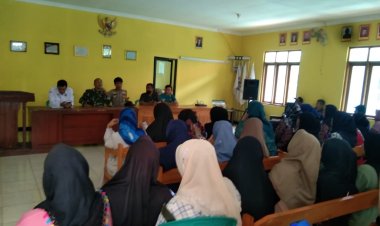 Babinsa Koramil 2215/Ciemas Hadiri Rapat Sosialisasi Anggaran Dana Desa Tahap II Tahun 2025