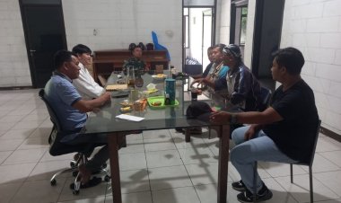 Babinsa Koramil 2207/Jampang Tengah Hadiri Musyawarah Terkait Peralihan Perusahaan di Desa Padabeunghar