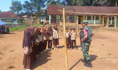 Babinsa Koramil 2210/Pabuaran Laksanakan Kegiatan Monitoring dan Wawasan Kebangsaan di SMPN Sukakaya