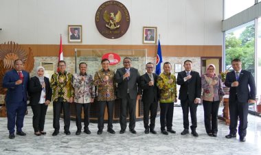 Kunjungi KBRI Malaysia, Menko Polkam Bahas Pelindungan PMI dan Lapangan Kerja di Dalam Negeri