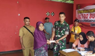 Babinsa Koramil 2213/Jampangkulon Hadiri Pendampingan Penyaluran BLT DD di Desa Karanganyar