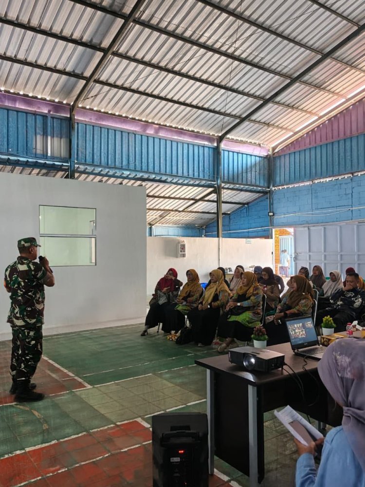 BABINSA KORAMIL 2208/NYALINDUNG DESA CIJUREY HADIRI RAKOR BERSAMA SPPI DAN PENERIMA KPM MBG BAROKAH KECAMATAN GEGER BITUNG