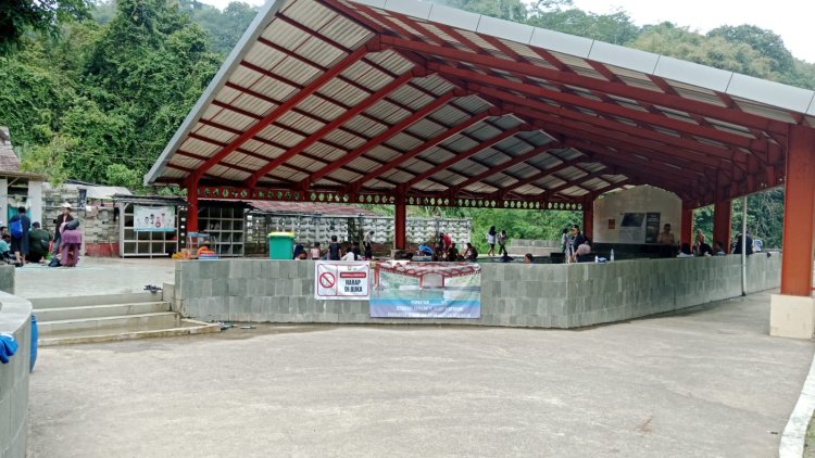 Kolam Renang Air Panas Cipanas Palabuhanratu Tawarkan Wisata Alam Terjangkau dan Menyehatkan