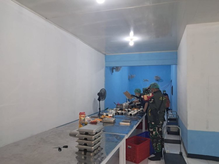 Babinsa Koramil 2207/Jampangtengah Laksanakan Pengecekan Persiapan Pendistribusian Makan Bergizi Gratis di Desa Sindangresmi